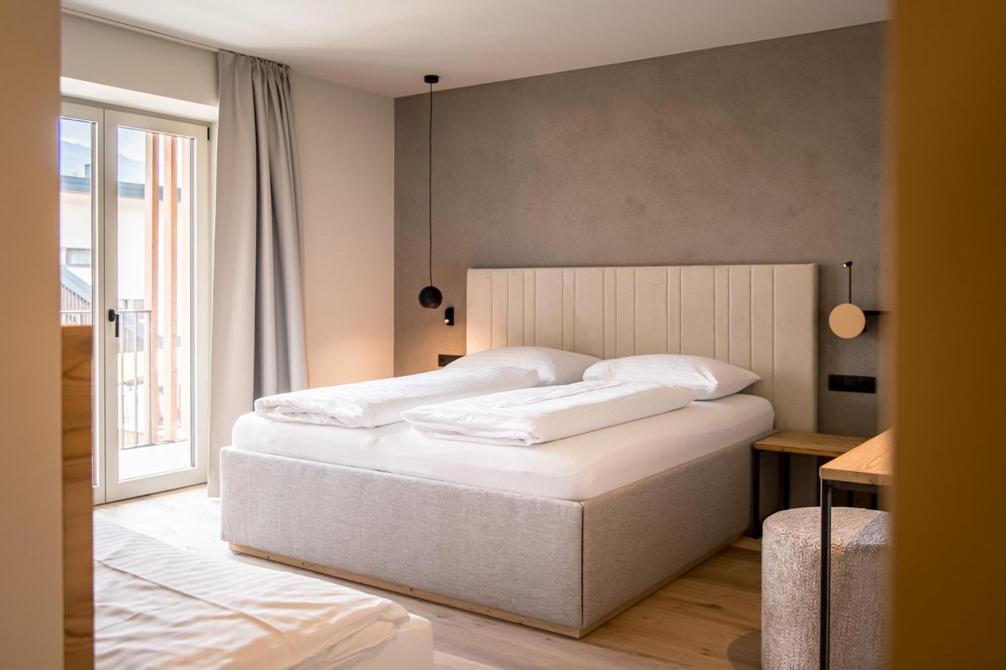 Hotel Sonnenheim Киенес Екстериор снимка