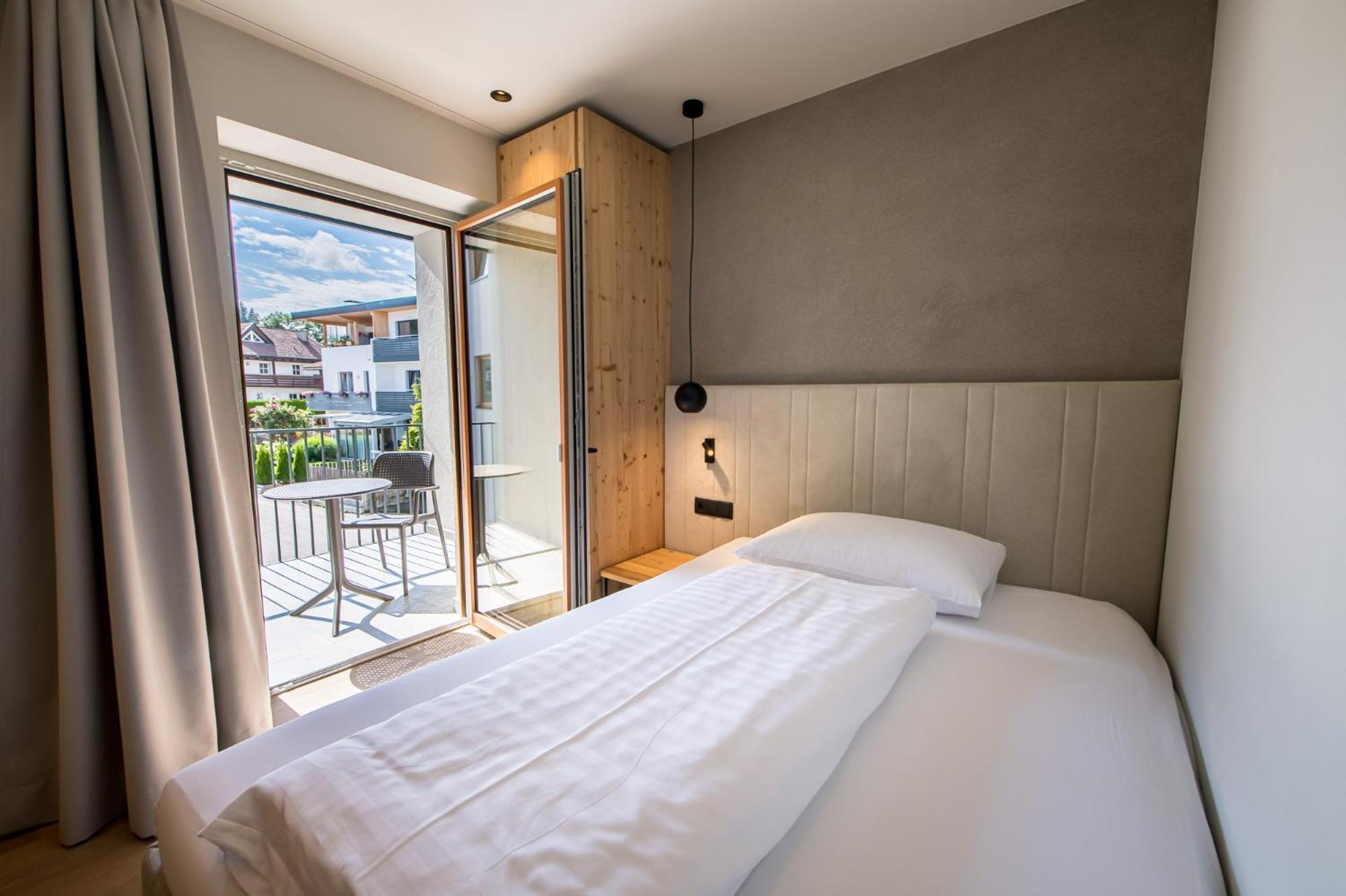Hotel Sonnenheim Киенес Екстериор снимка