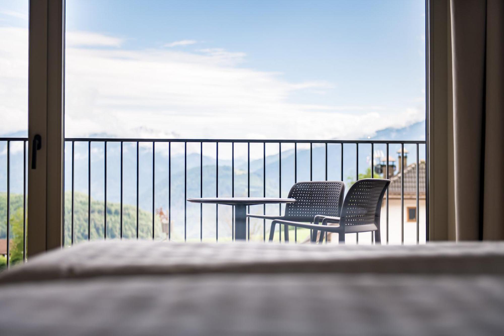 Hotel Sonnenheim Киенес Екстериор снимка