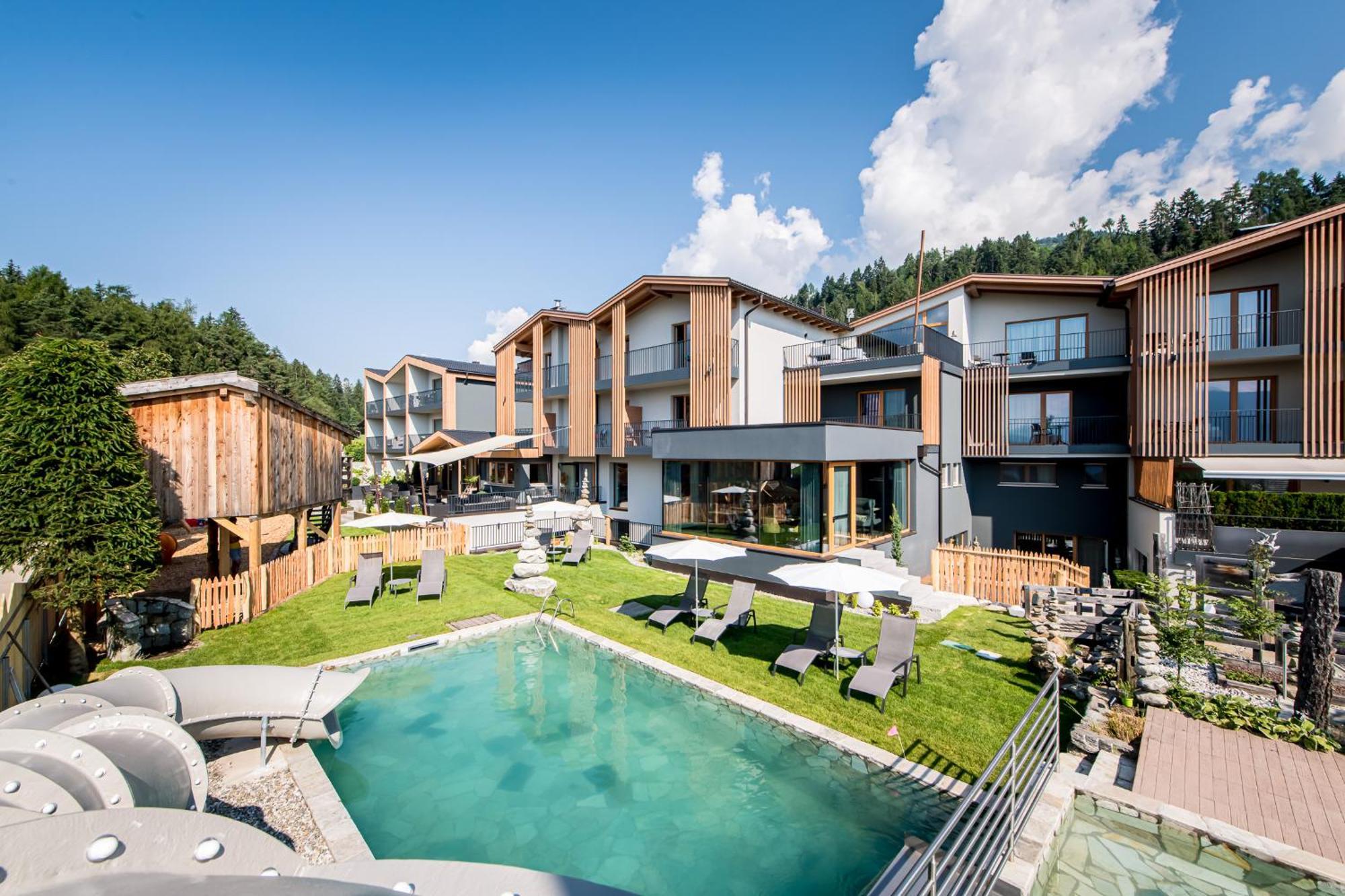 Hotel Sonnenheim Киенес Екстериор снимка